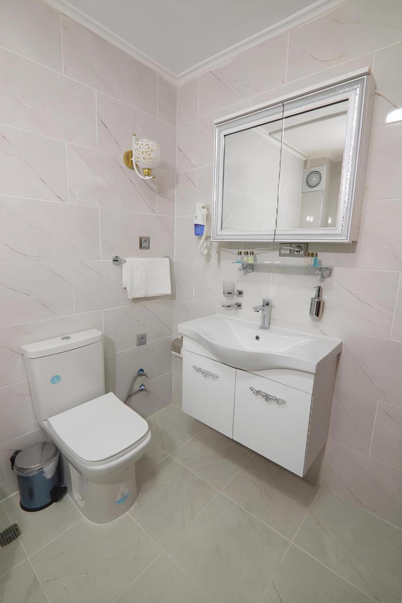 Royal Gur Hotel Истанбул Екстериор снимка